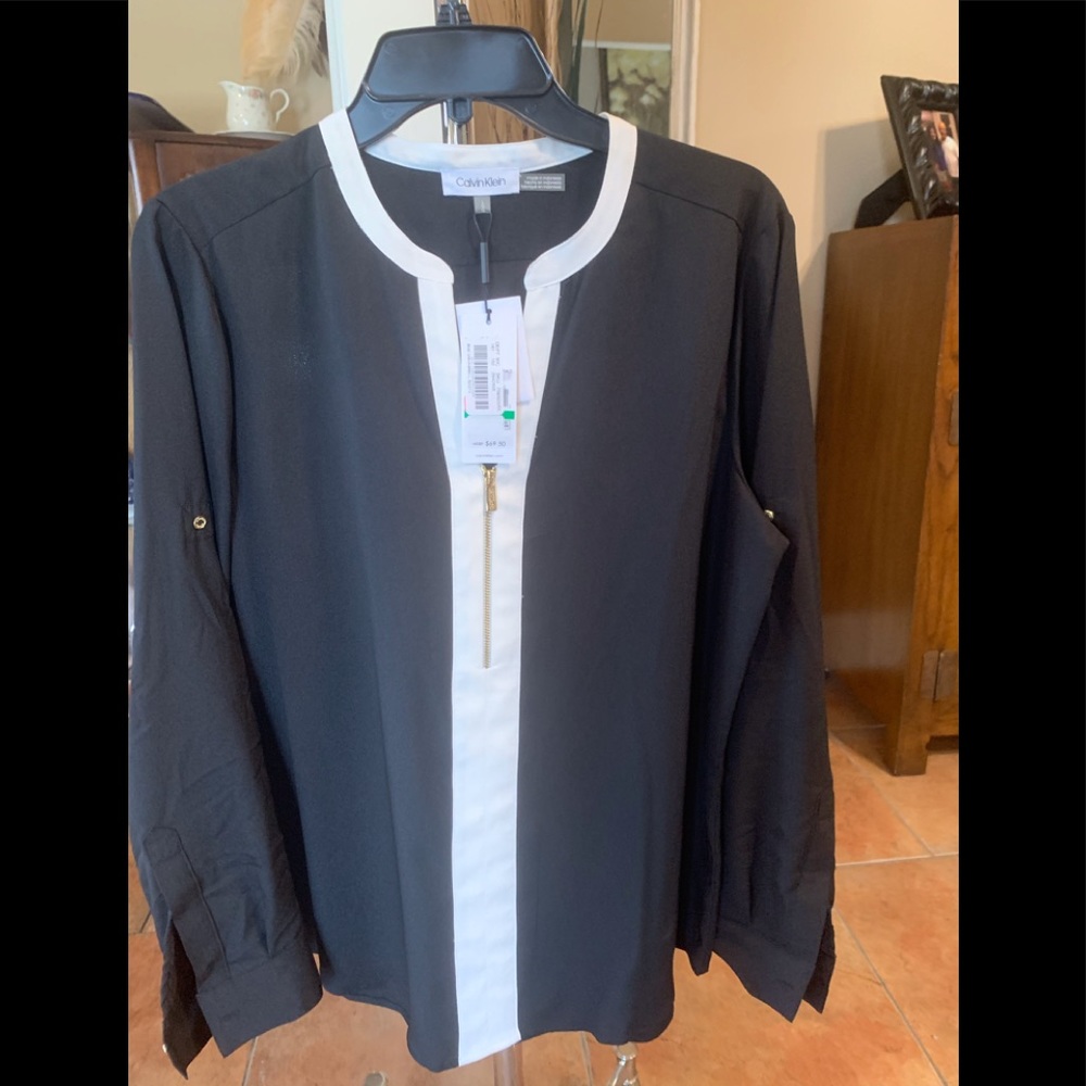 Women’s Calvin Klein dress top. NWT